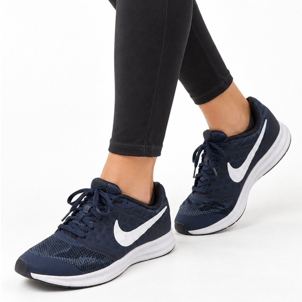 Kids Running Shoes Navy Blue White Size 5Y Athletic Sneakers Lace Up